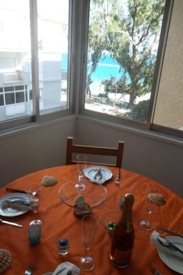 Myria Court Apartment Limassol Bagian luar foto